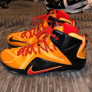 Lebron XII